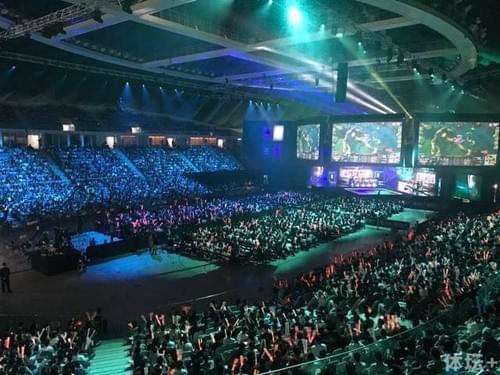 巴萨锋线多 巴萨锋线多