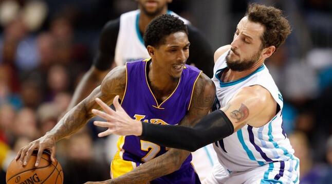 避免把控球 避免把控球